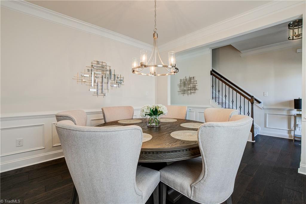 3556 Lamplight Way High Point, NC 27265 - Photo 7 of 38 Gallery Image 7
