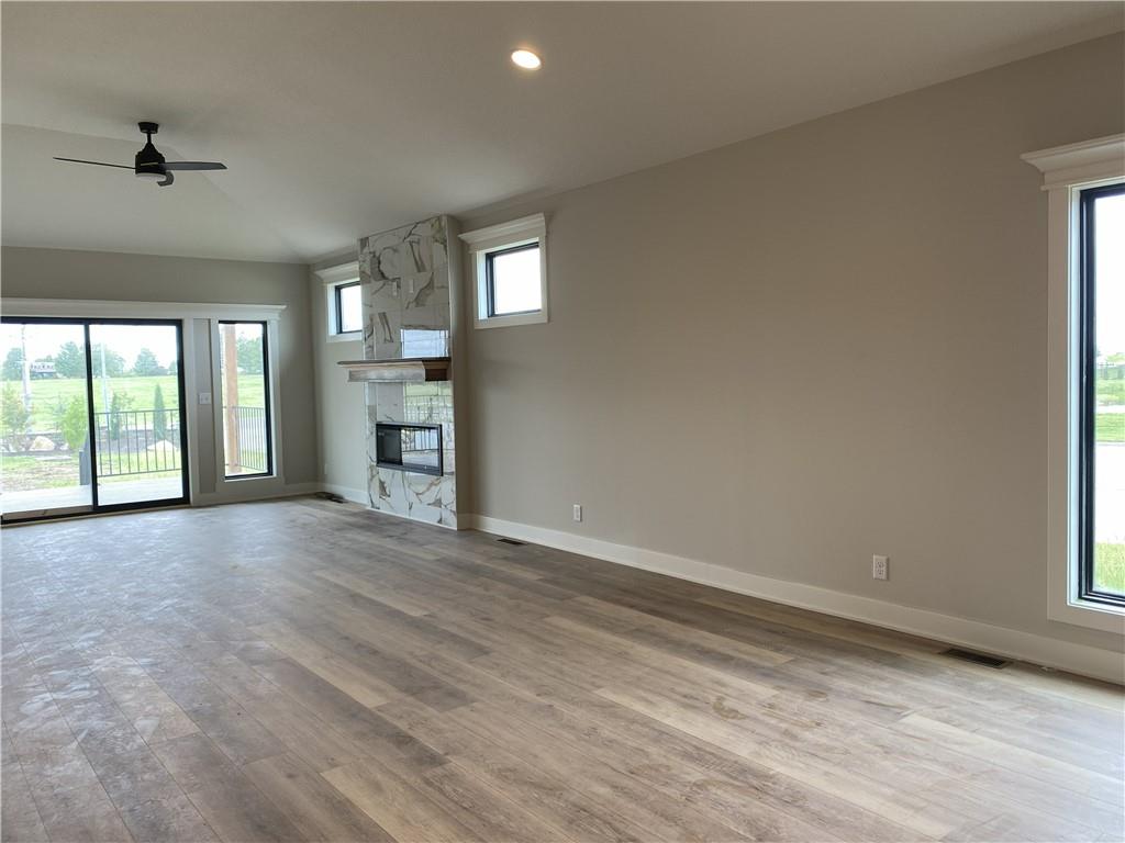 27604 East 128th Court Lee's Summit, MO 64086 - Photo 3 of 22
