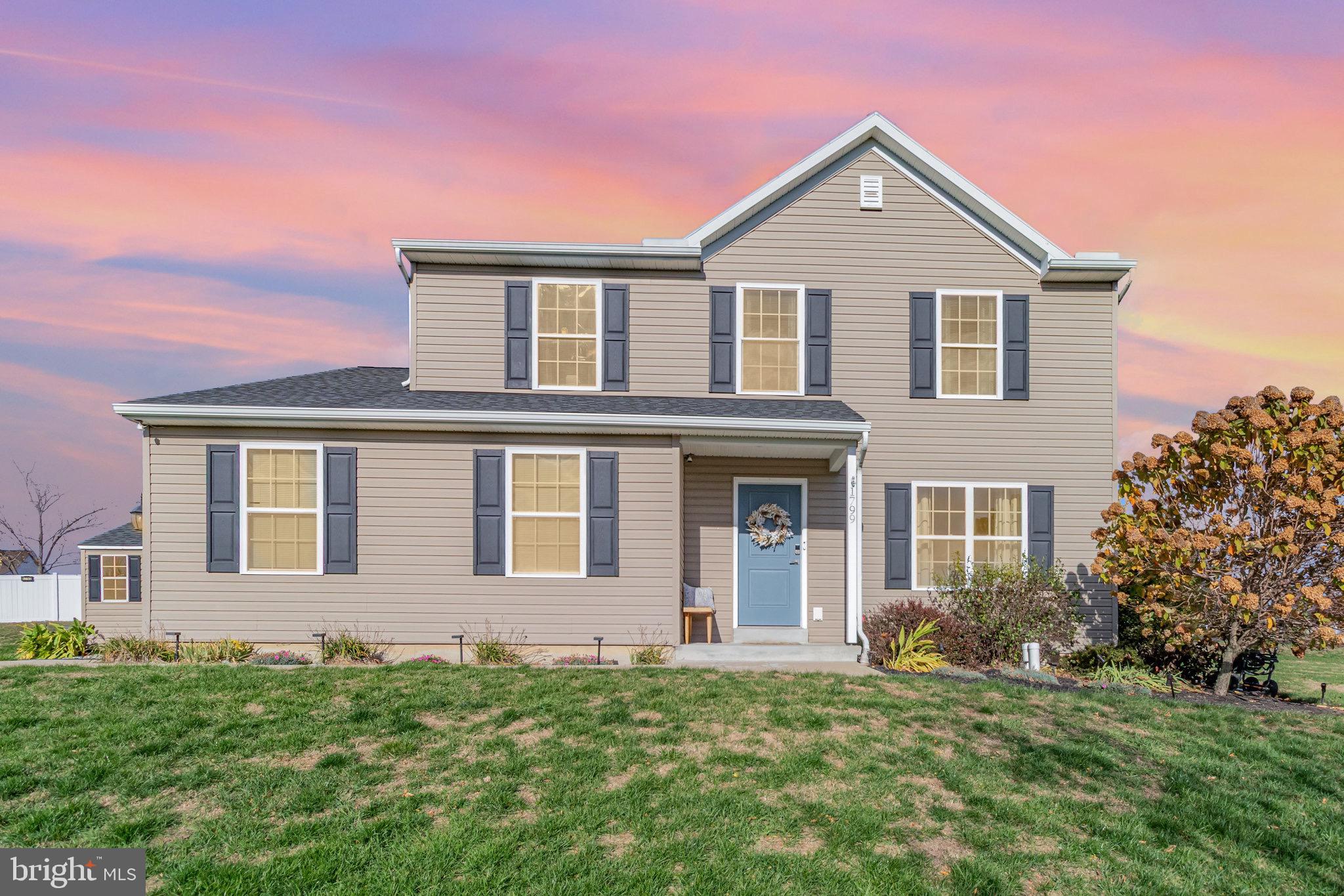 1799 Campus Road Elizabethtown, PA 17022 - Photo 7 of 28 a front view of a house with a yard