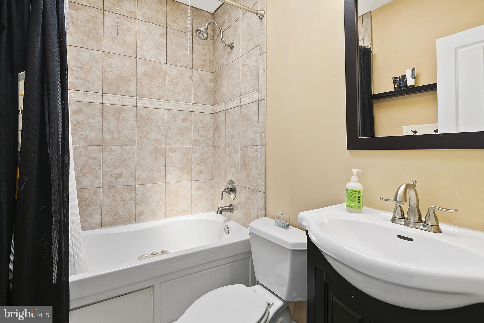 5013 7th Place Northwest Washington, DC 20011 - Photo 28 of 37