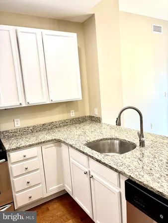 $360,000 | 530 Harlan Boulevard, Unit 615, Wilmington, DE 19801