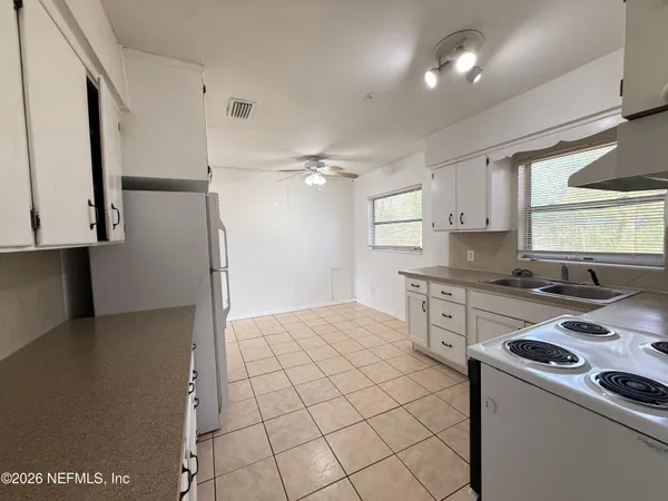 $1,495 | 7609 Tacony Drive, Jacksonville, FL 32277