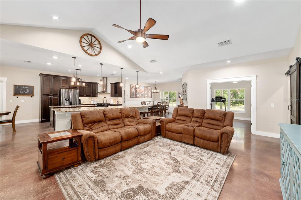 357 Southwest Conestoga Way Fort White, FL 32038 - Photo 19 of 52