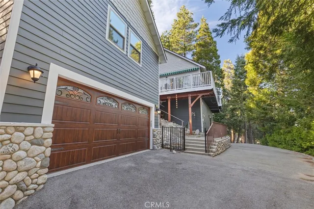 $460,000 | 1040 Jungfrau Drive, Crestline, CA 92325