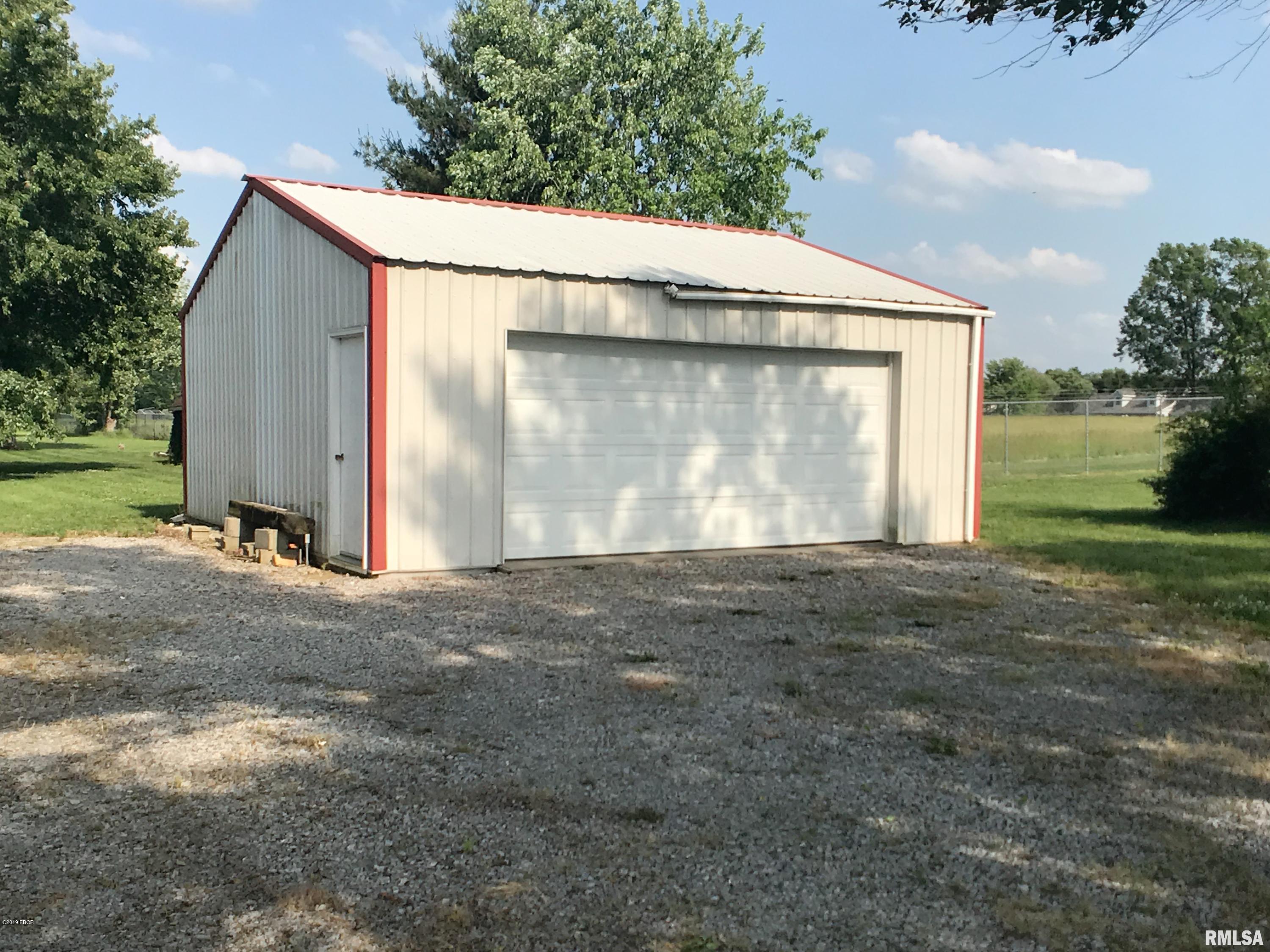 15402 Crabtree School Road Marion, IL 62959 - Photo 3 of 30 Gallery Image 3