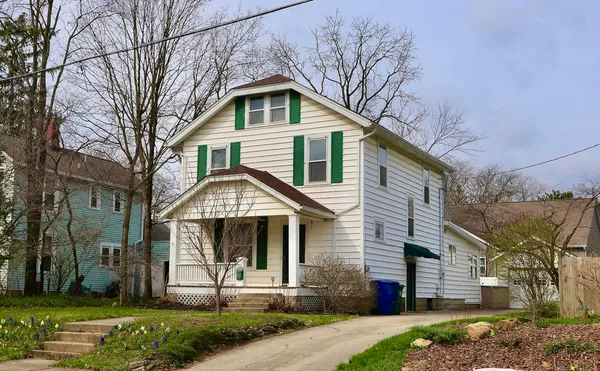 $389,900 | 111 Campbell Street, Delaware, OH 43015