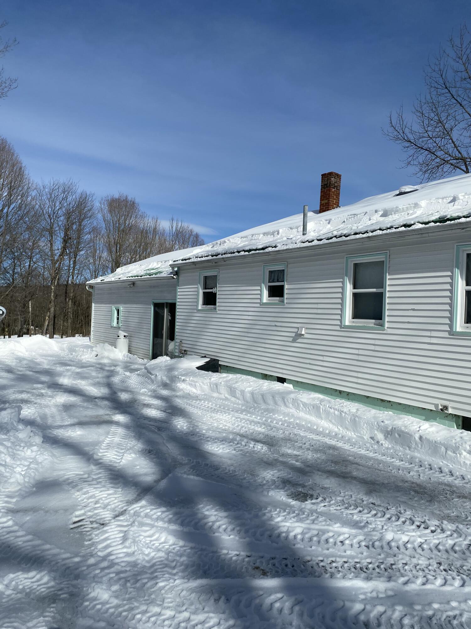 674 Franklin Road Jay, ME 04239 - Photo 4 of 9 IMG_3084
