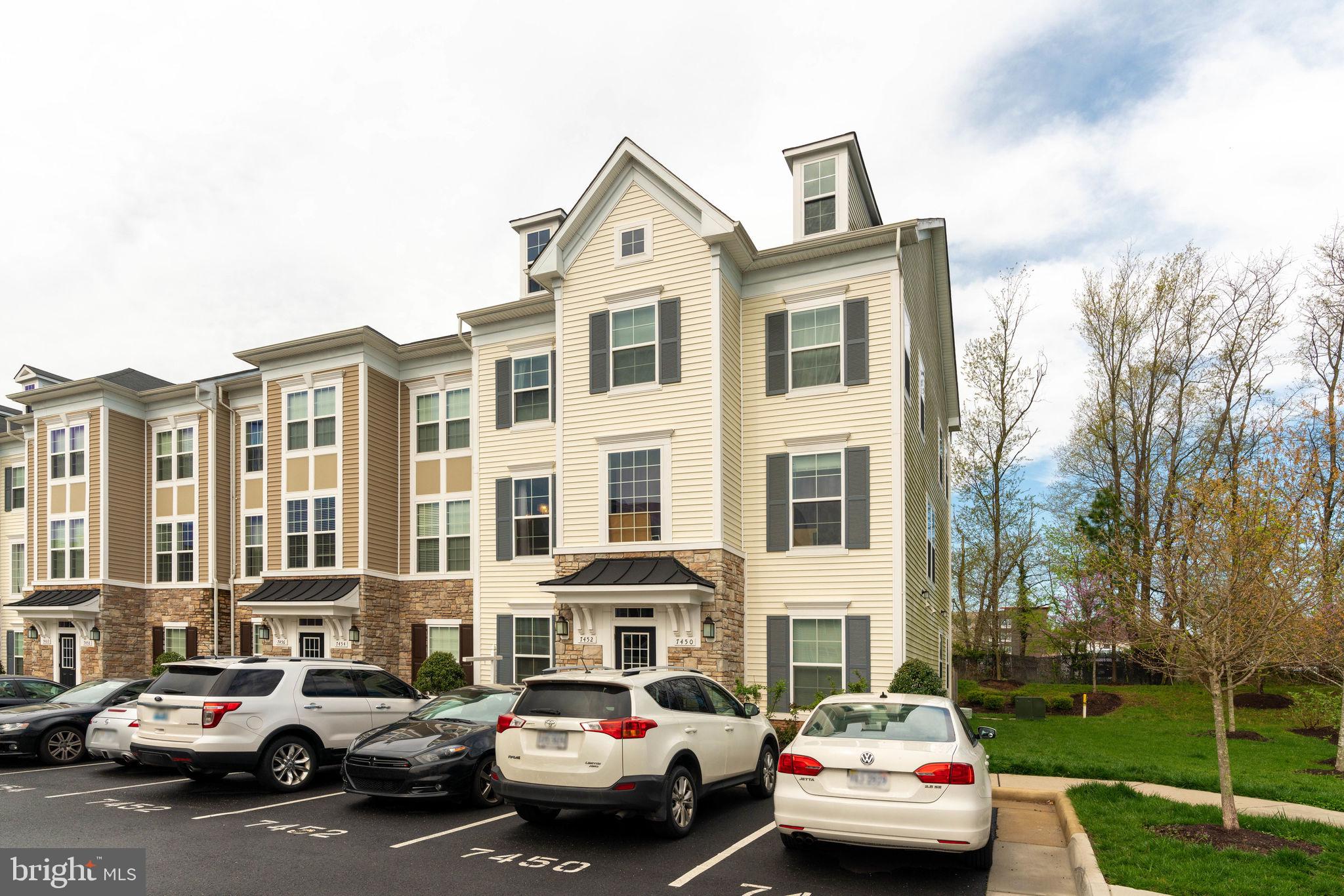 7452 Riding Meadow Way Manassas, VA 20111 - Photo 2 of 48 Townhome ready for you!