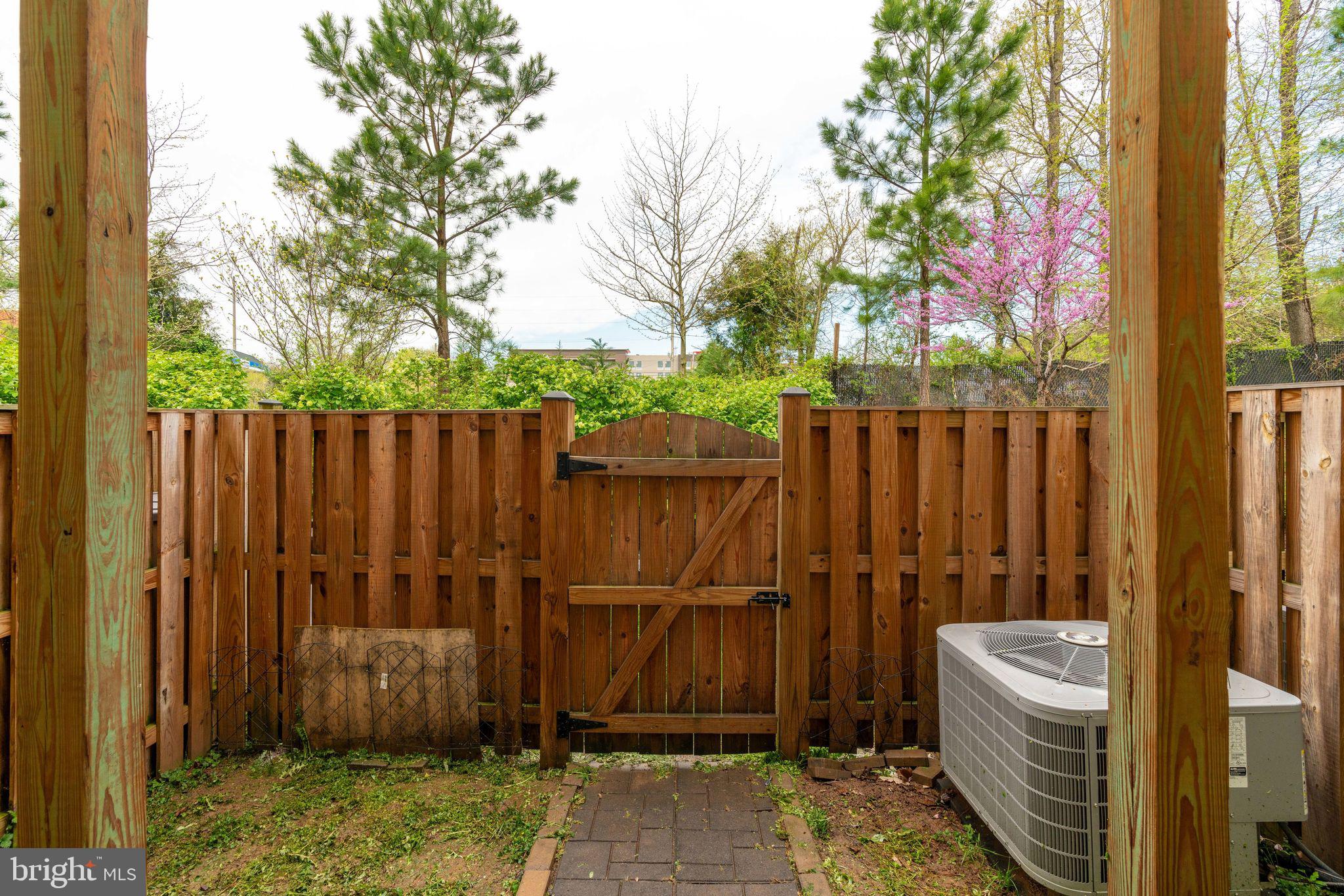 7452 Riding Meadow Way Manassas, VA 20111 - Photo 43 of 48 Exterior patio / private space