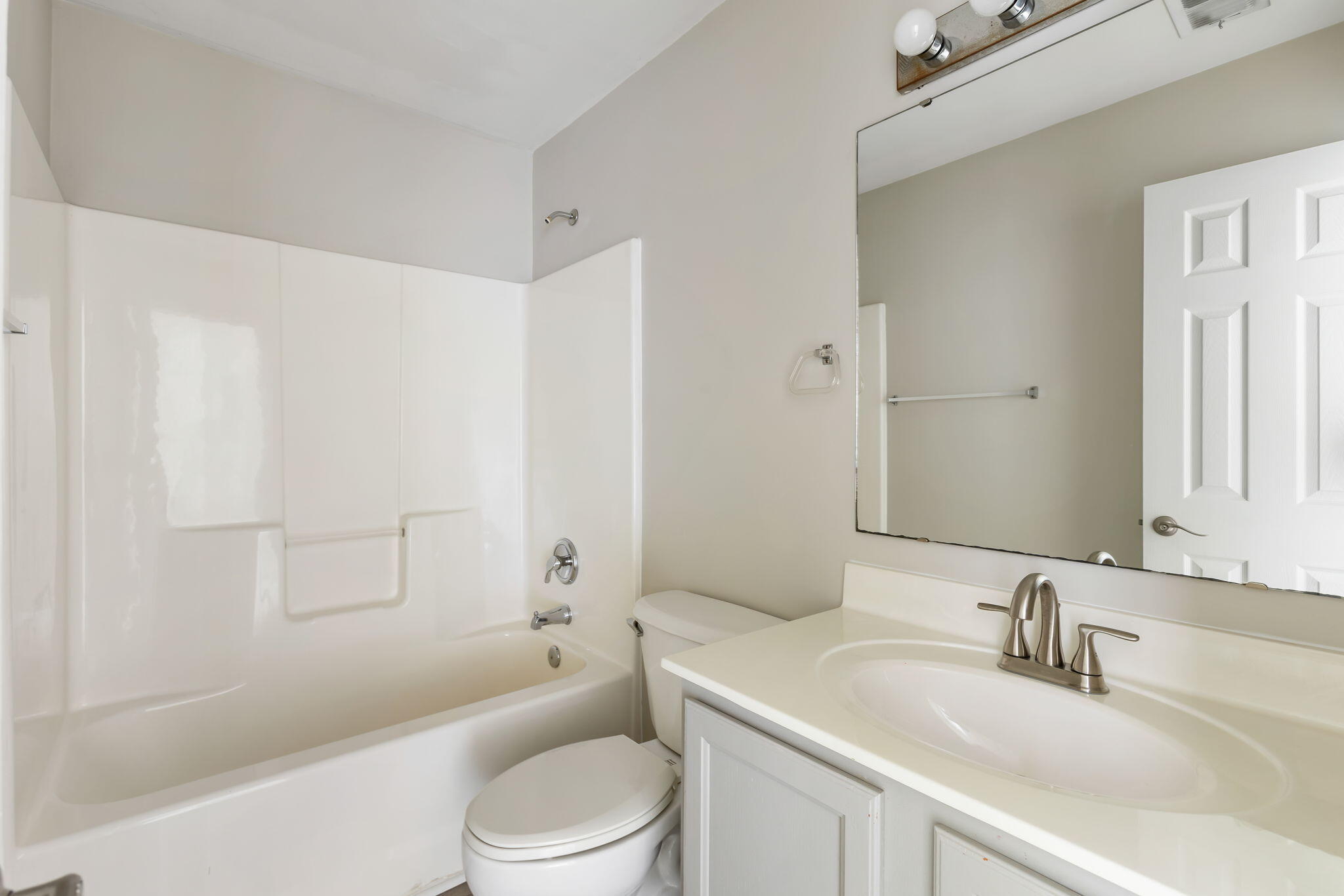 3171 Sonja Way Mount Pleasant, SC 29466 - Photo 15 of 20 shared bath