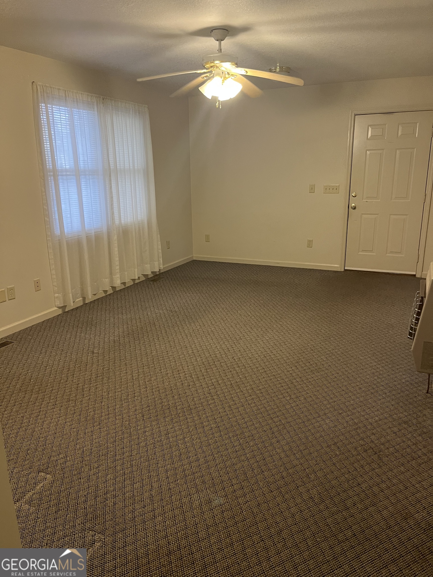 56 Carin Lane Tiger, GA 30576 - Photo 6 of 15 a view of a room
