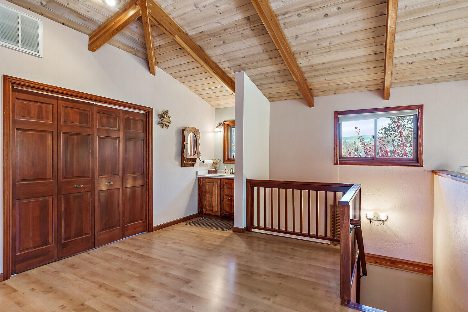 4020 Little Applegate Road Jacksonville, OR 97530 - Photo 39 of 83 39-Bonus-Family Rm