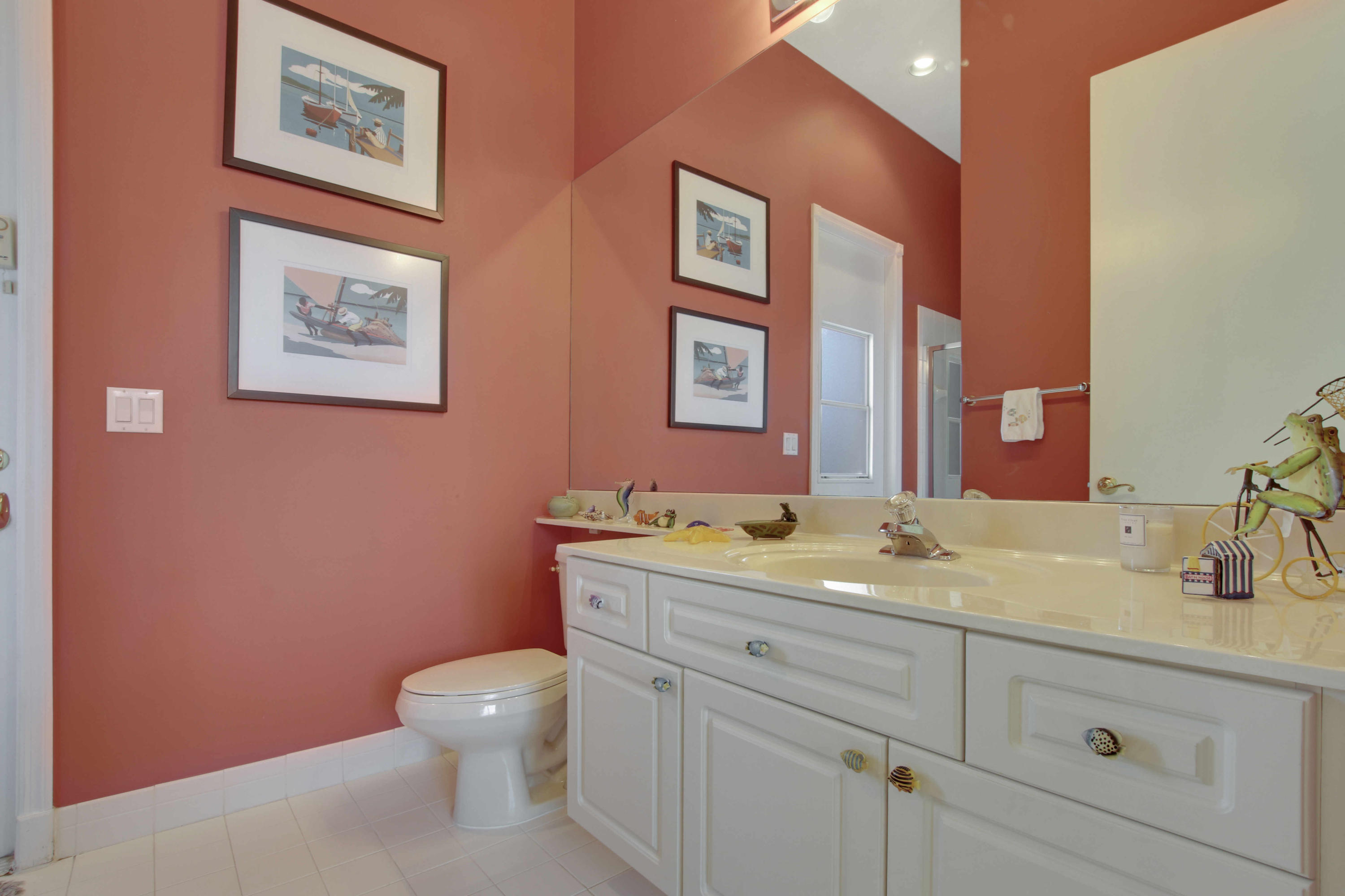 18716 Ocean Mist Drive Boca Raton, FL 33498 - Photo 7 of 44 Full Downstairs Bath
