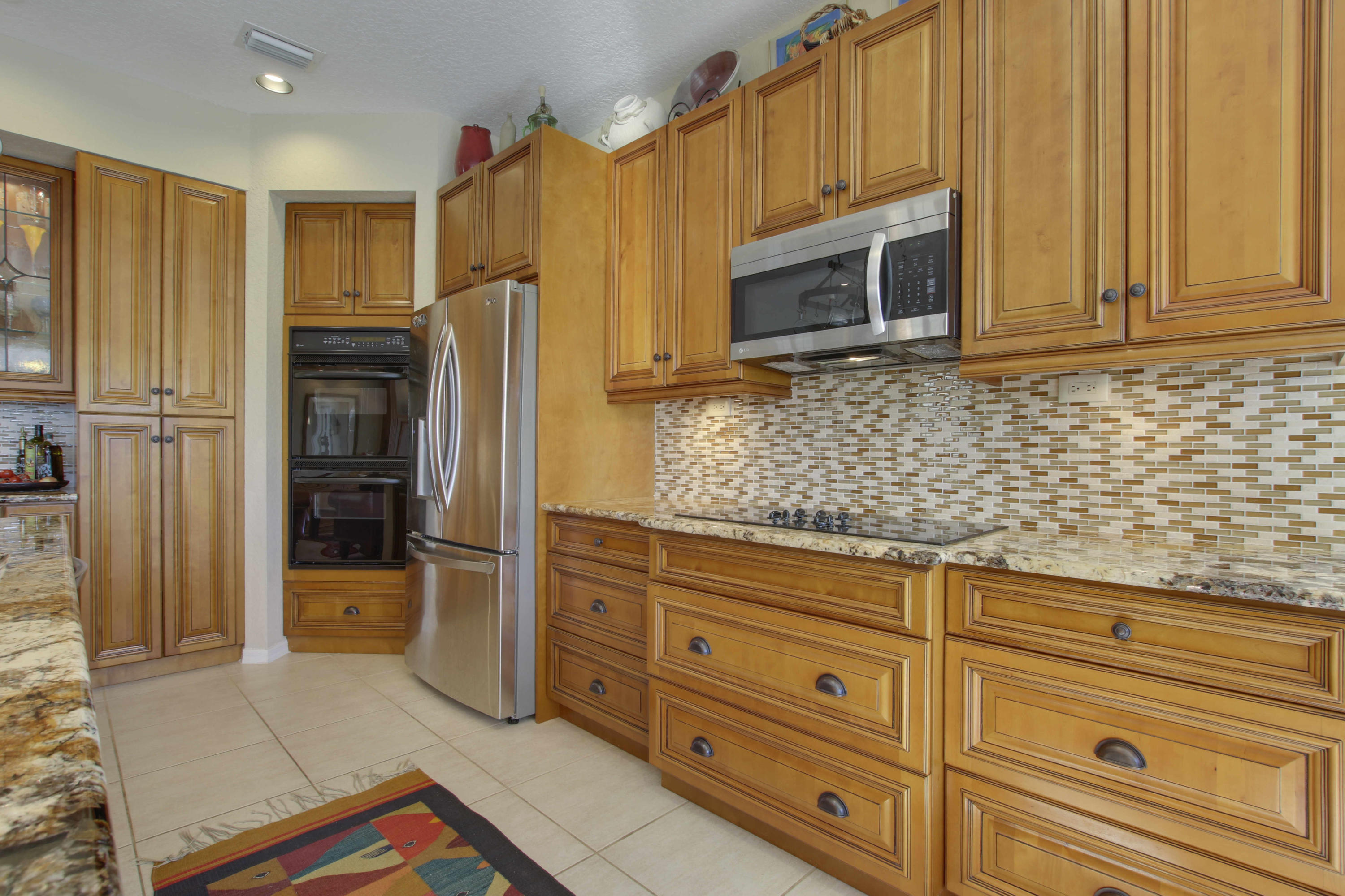 18716 Ocean Mist Drive Boca Raton, FL 33498 - Photo 10 of 44 Kitchen
