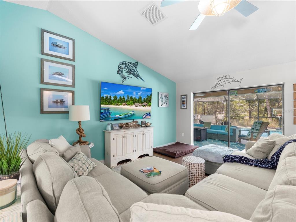 4219 Surfside Circle Spring Hill, FL 34606 - Photo 14 of 65