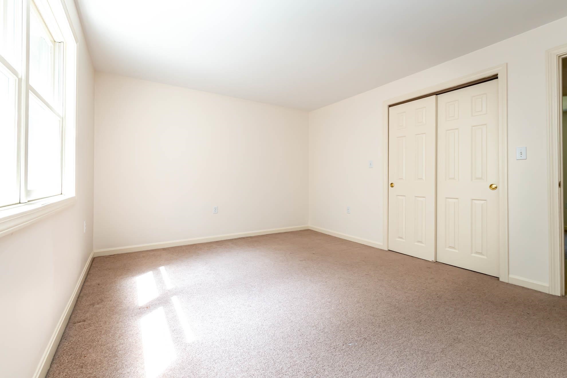 16 Mountain Road Brookline, NH 03033 - Photo 11 of 30