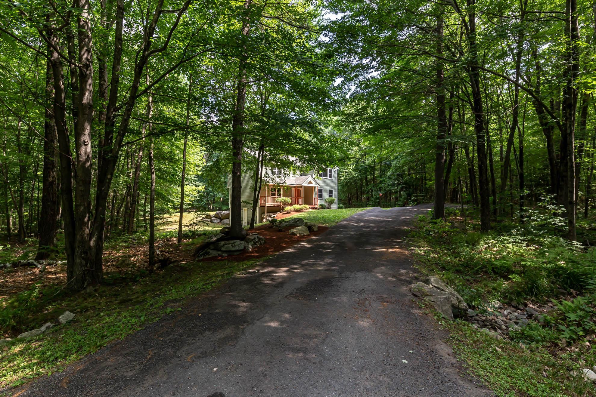 16 Mountain Road Brookline, NH 03033 - Photo 2 of 30