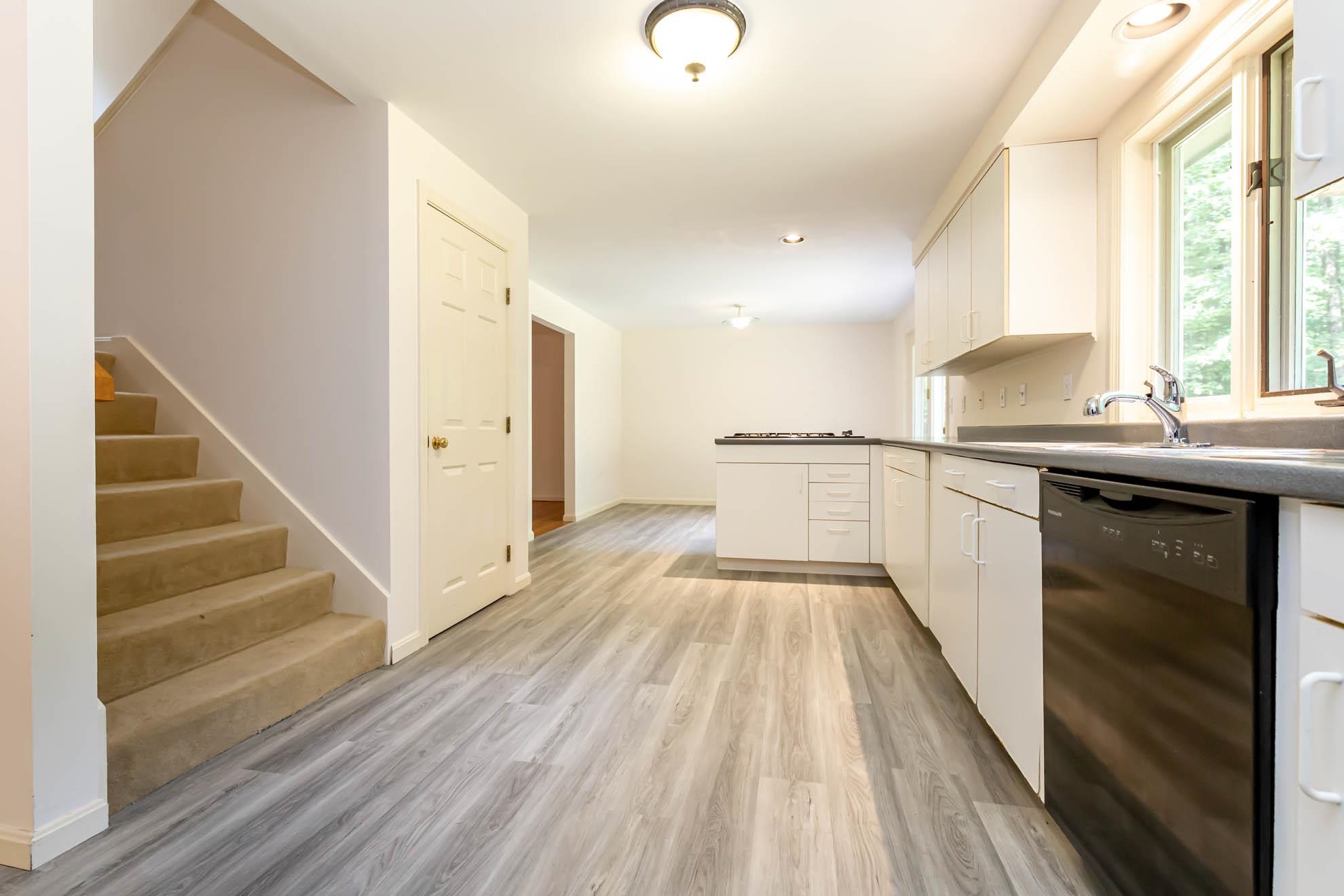 16 Mountain Road Brookline, NH 03033 - Photo 5 of 30