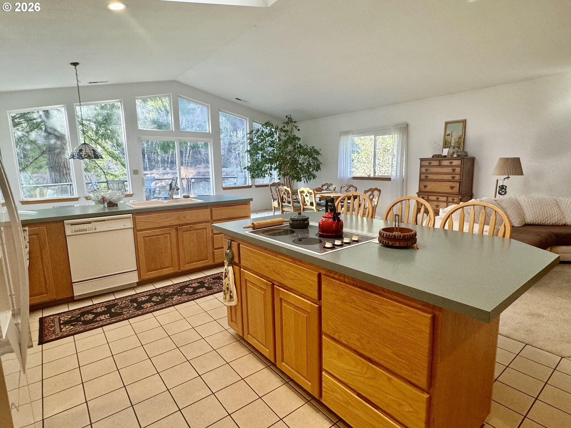 11445 East Mapleton Road Mapleton, OR 97453 - Photo 12 of 39