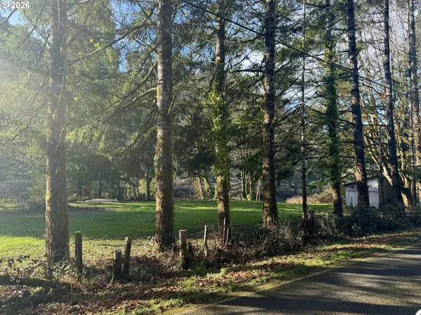 $775,000 | 11445 East Mapleton Road, Mapleton, OR 97453