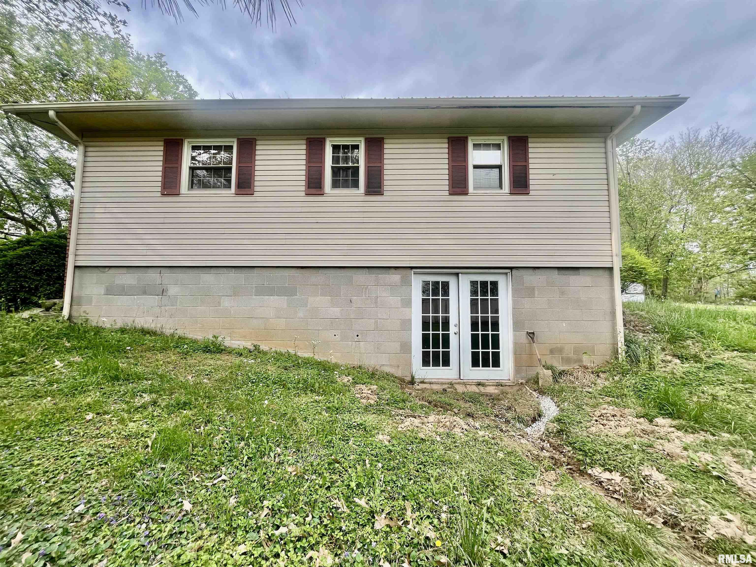 811 South Main Street Grand Chain, IL 62941 - Photo 8 of 29