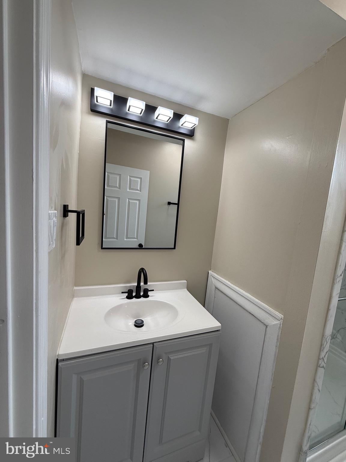 825 Rhawn Street Philadelphia, PA 19111 - Photo 40 of 61 Gallery Image 40