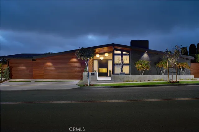 $8,495,000 | 333 Milford Drive, Corona del Mar, CA 92625