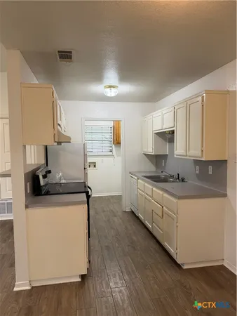 $850 | 802 Hackberry Street, Unit B, Copperas Cove, TX 76522