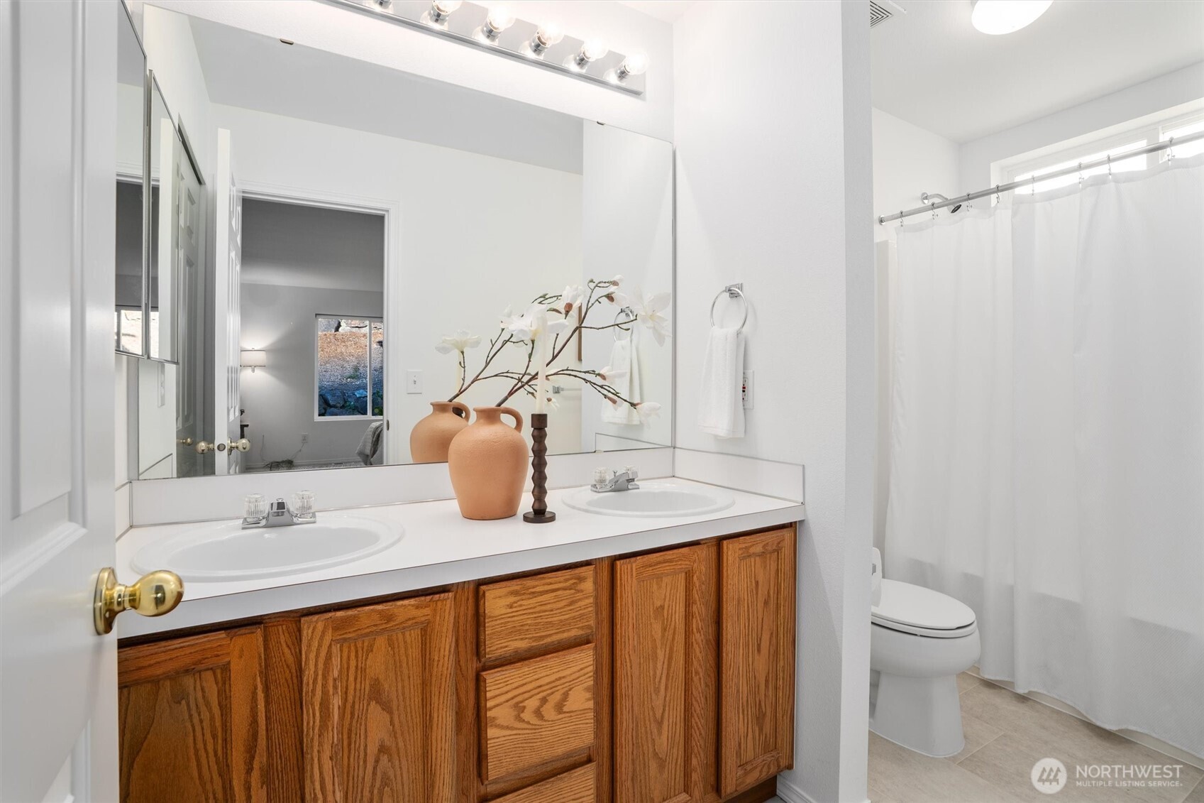 14307 53rd Avenue Southeast Snohomish, WA 98296 - Photo 14 of 27