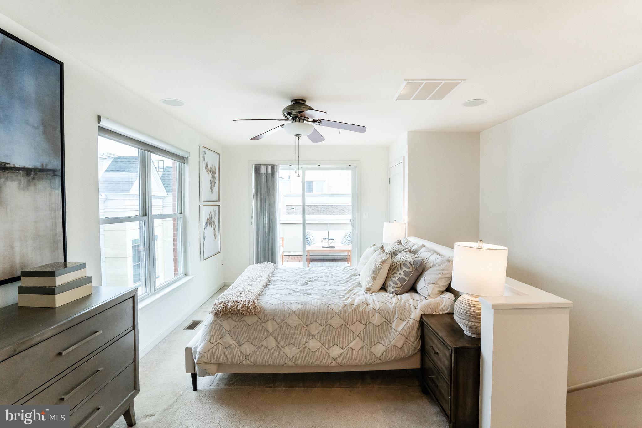 1037 5th Street Southeast Washington, DC 20003 - Photo 8 of 15