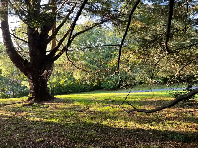 $1,200 | 4 Santa Lane, Unit INLAW, New Milford, CT 06776