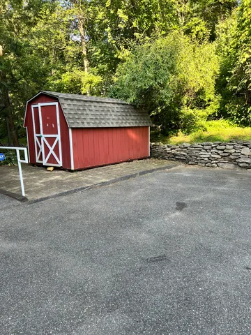 $1,200 | 4 Santa Lane, Unit INLAW, New Milford, CT 06776