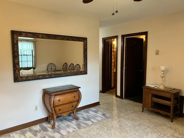 $1,200 | 4 Santa Lane, Unit INLAW, New Milford, CT 06776