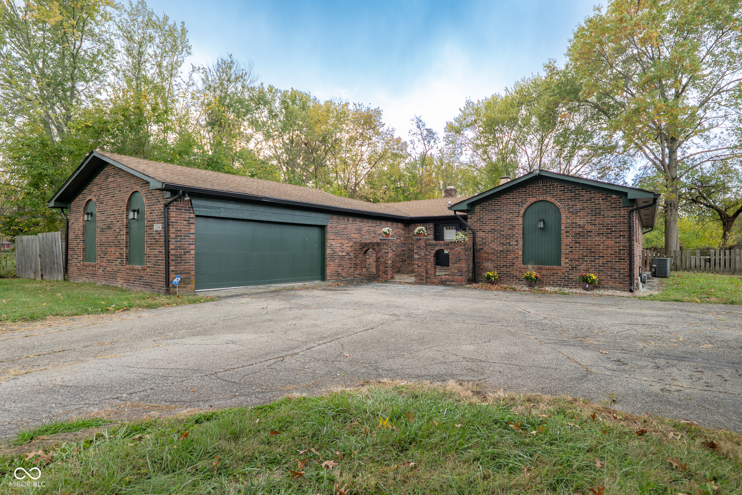 5344 Tincher Road Indianapolis, IN 46221 - Photo 1 of 34 Gallery Image 1
