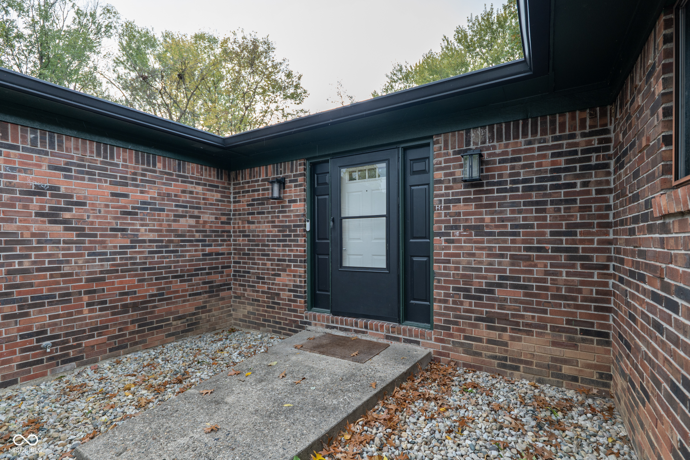 5344 Tincher Road Indianapolis, IN 46221 - Photo 4 of 34 Gallery Image 4