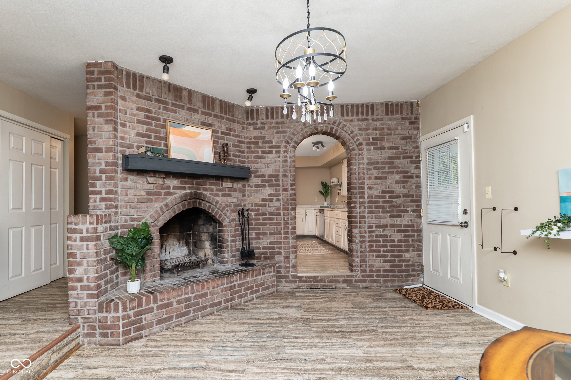 5344 Tincher Road Indianapolis, IN 46221 - Photo 7 of 34 Gallery Image 7
