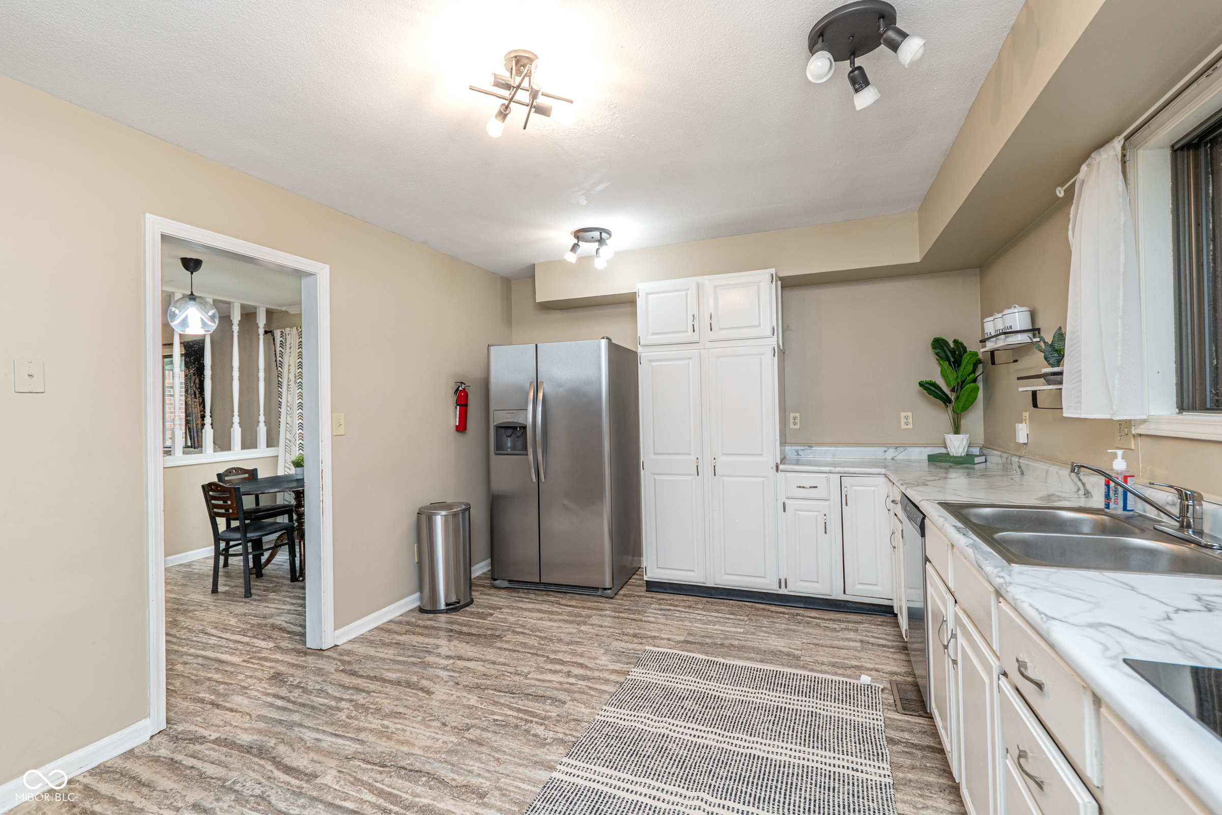 5344 Tincher Road Indianapolis, IN 46221 - Photo 9 of 34 Gallery Image 9