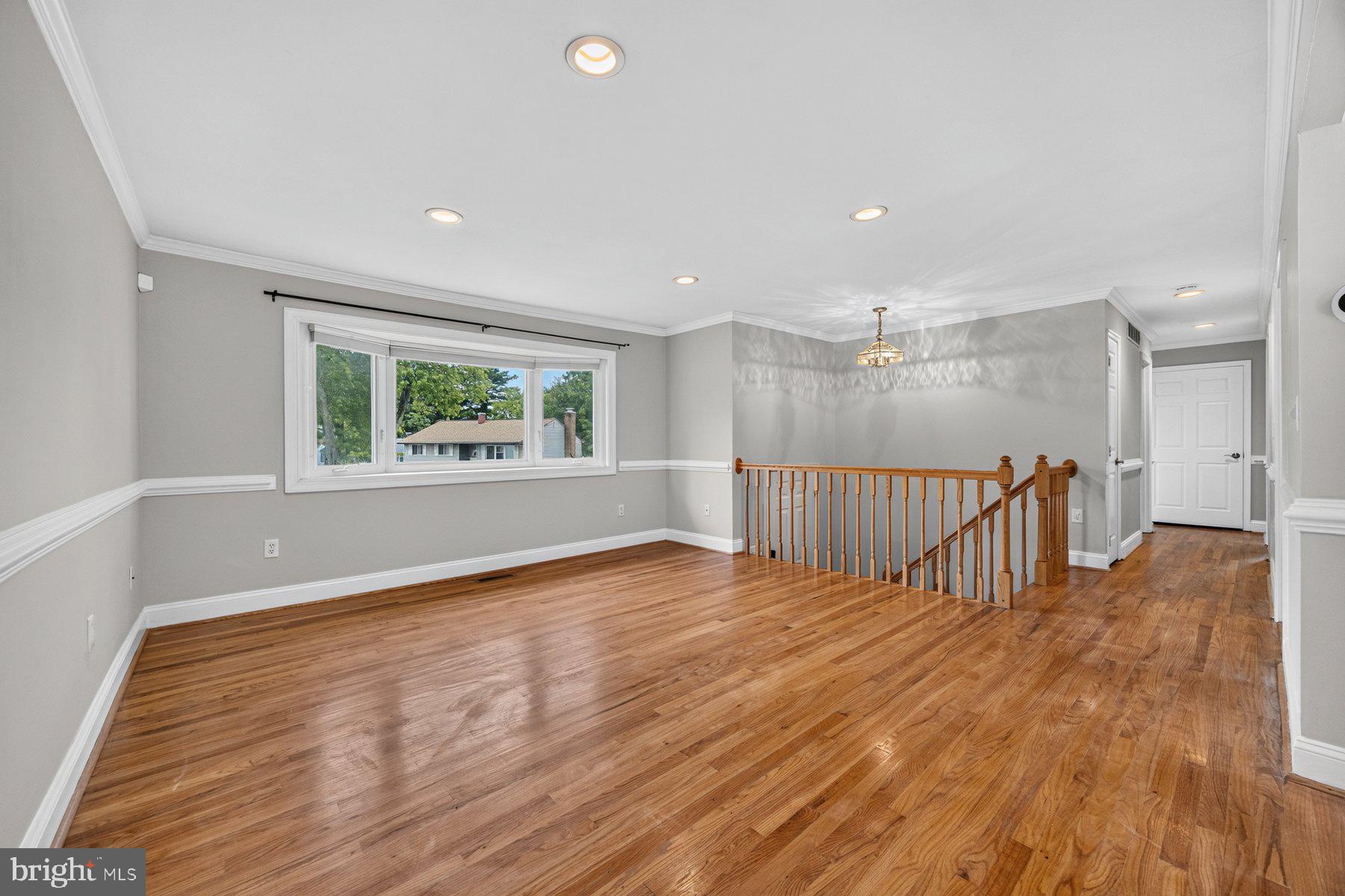 3918 Susanna Road Randallstown, MD 21133 - Photo 7 of 26 Spacious, sunlit living area awaits.