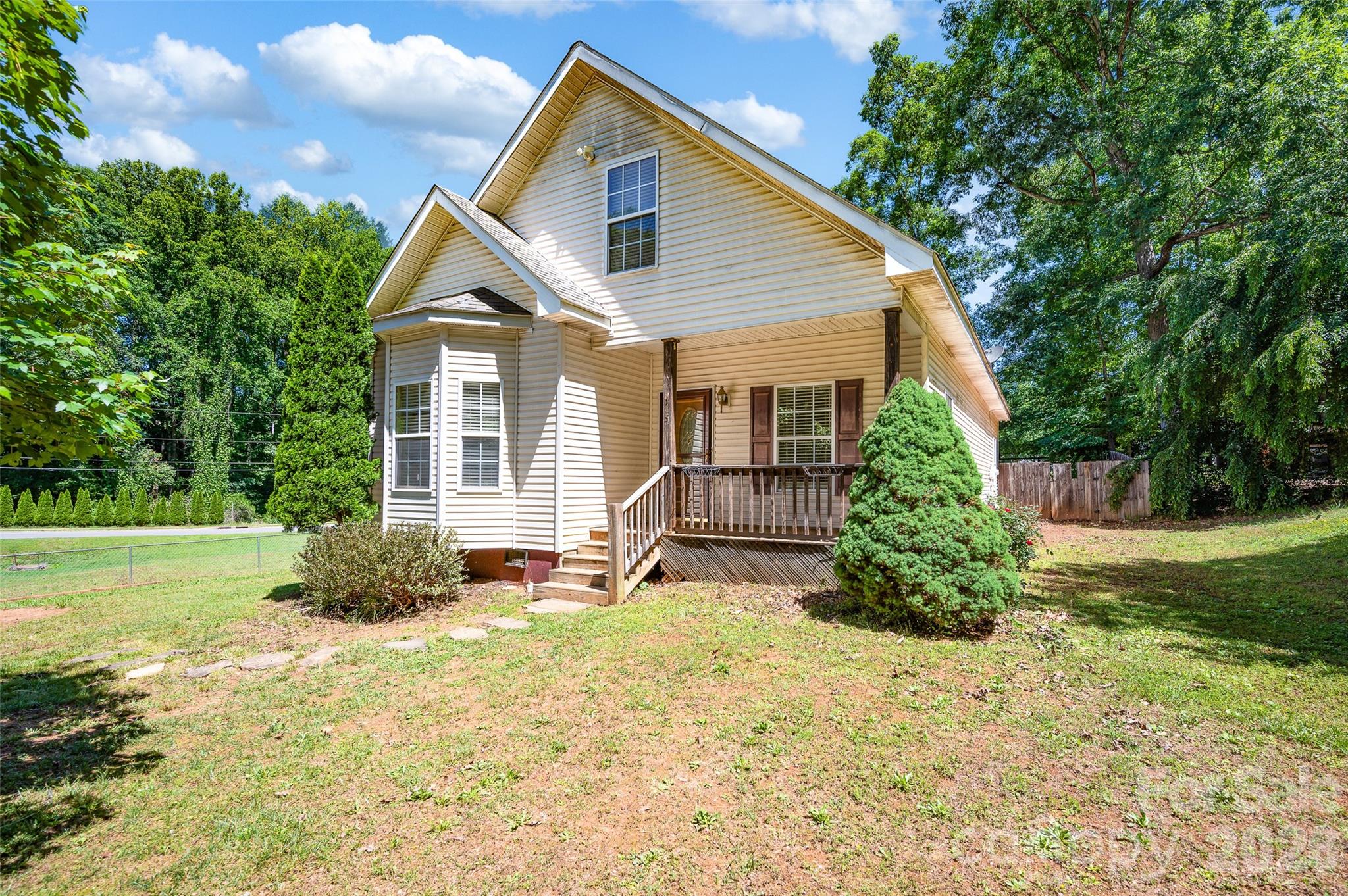 105 Queensbury Road Troutman, NC 28166 - Photo 1 of 27