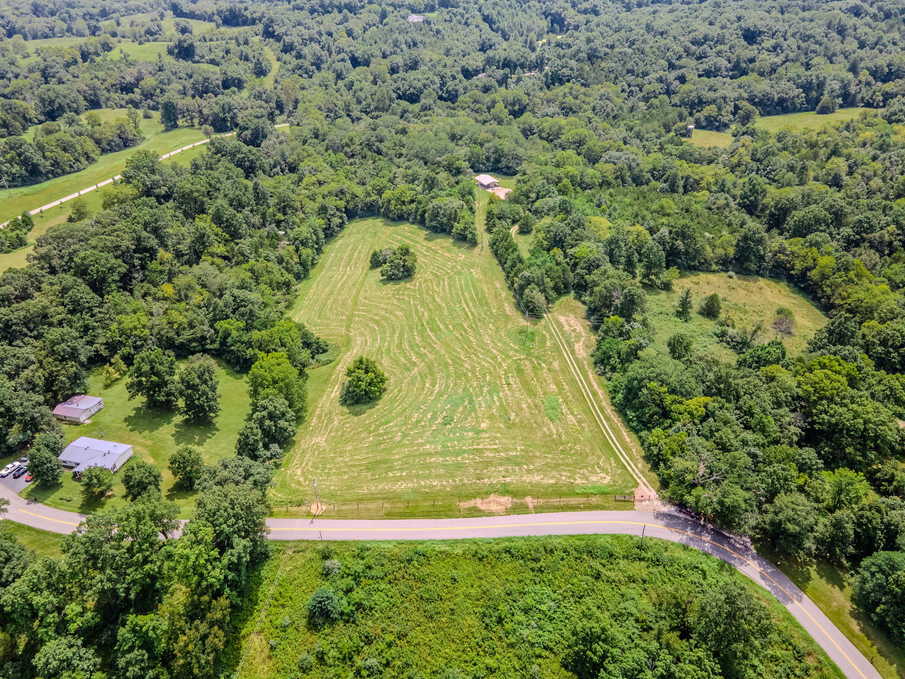 811 Hickory Ridge Road Waddy, KY 40076 - Photo 2 of 79 driveway aerial