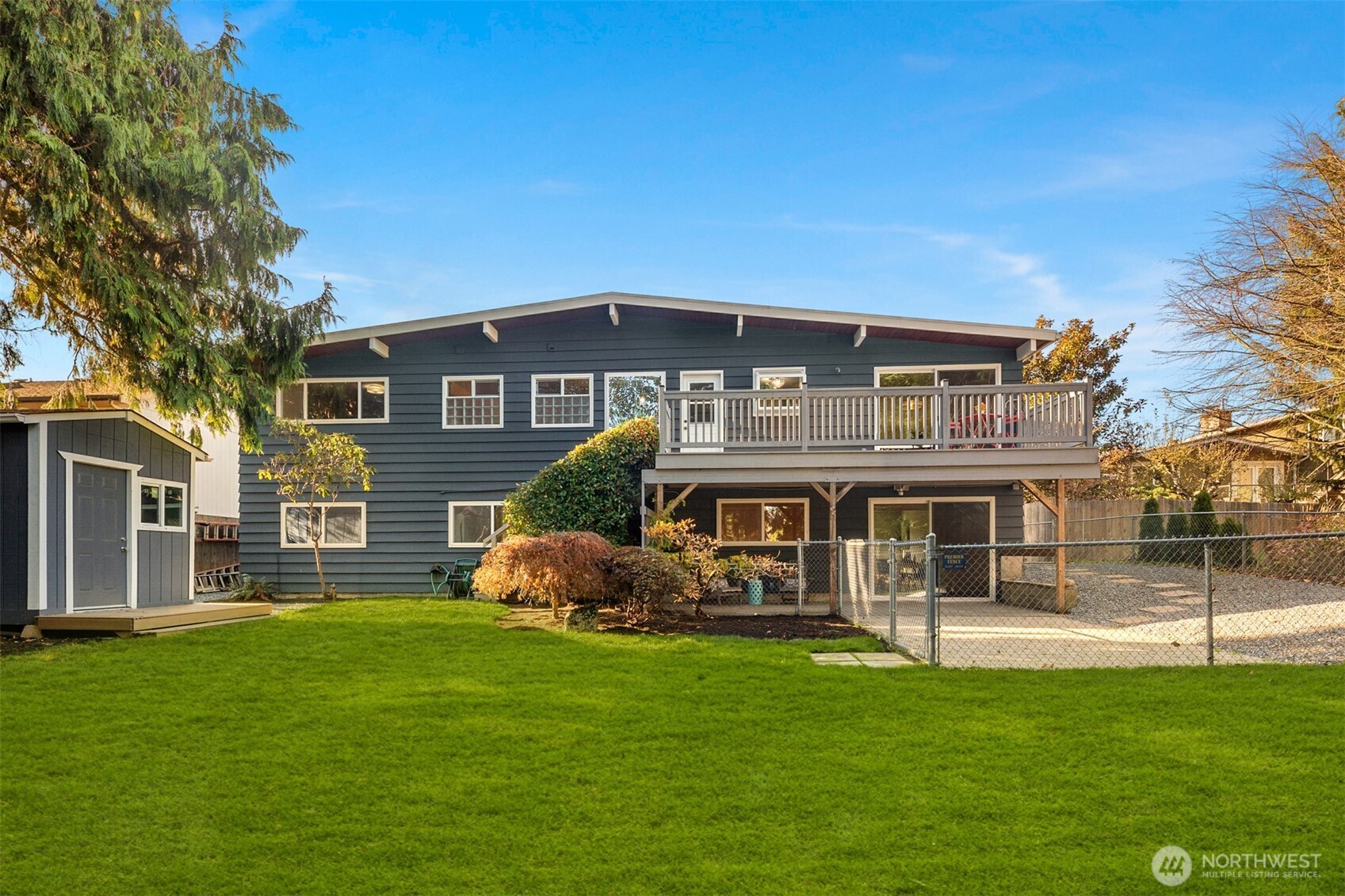 625 Aloha Way Edmonds, WA 98020 - Photo 25 of 31 Gallery Image 25