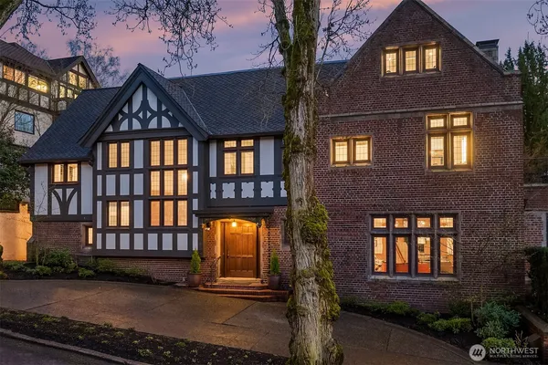 $5,000,000 | 803 East Prospect Street, Seattle, WA 98102