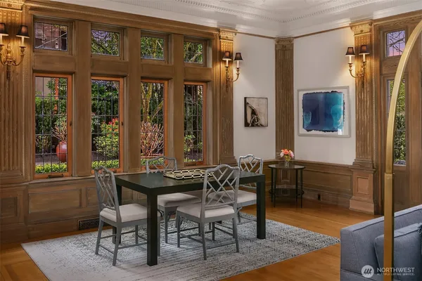 $5,000,000 | 803 East Prospect Street, Seattle, WA 98102