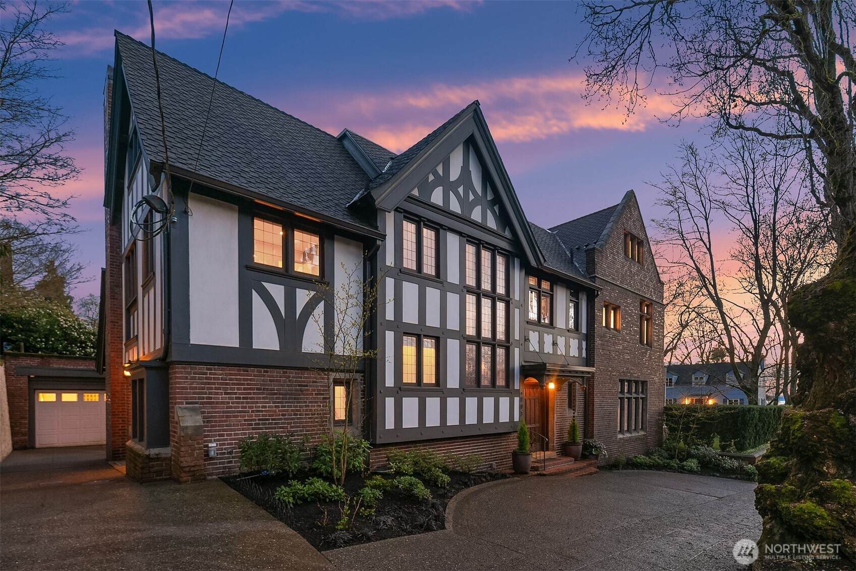 803 East Prospect Street Seattle, WA 98102 - Photo 2 of 40