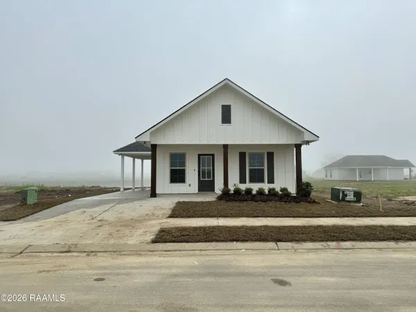 $227,999 | 404 Willow Bend, Youngsville, LA 70592