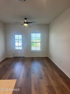 $227,999 | 404 Willow Bend, Youngsville, LA 70592