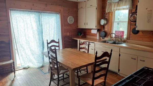$195,000 | 10478 Leander Road, Angora, MN 55703