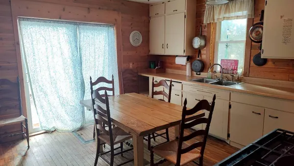 $195,000 | 10478 Leander Road, Angora, MN 55703