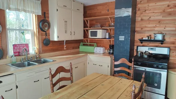 $195,000 | 10478 Leander Road, Angora, MN 55703