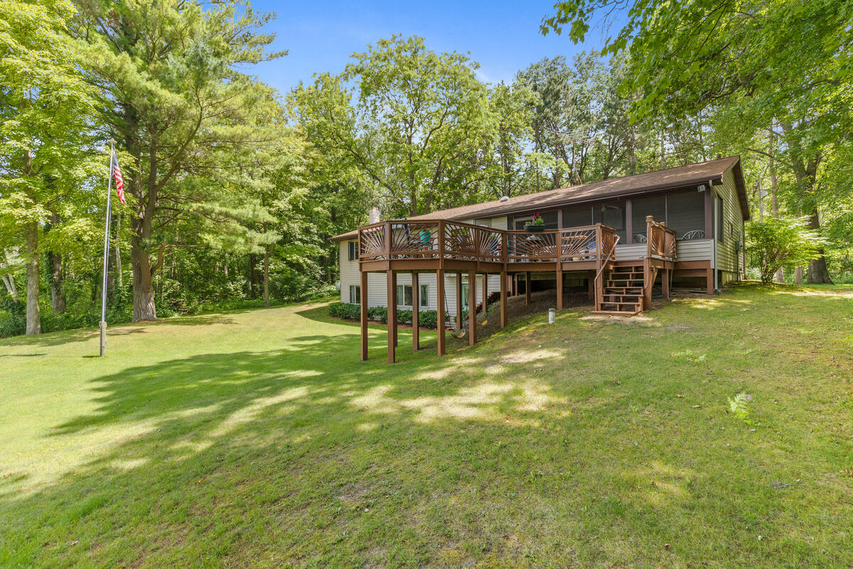 730 West Evergreen Road Sidney, MI 48885 - Photo 26 of 36 730-Evergreen_025